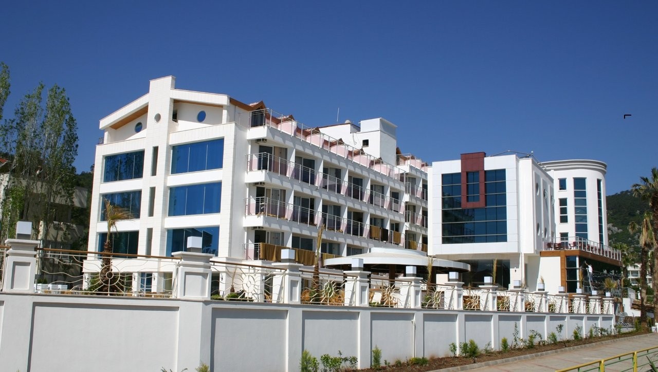 Ideal Hotel